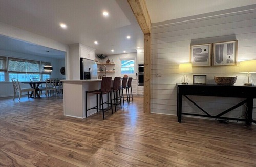 North Charleston House | Charleston Charmer | 4 Beds! | 15 Min to Downtown