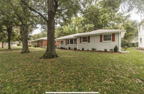 Charlotte Park House | Charlotte Park Cottage close to downtown