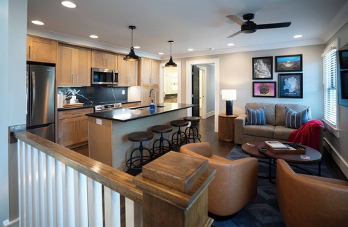 Biddleville Apartment | Charming 1-bed apt in CLT’s historic Biddleville neighborhood w garage parking