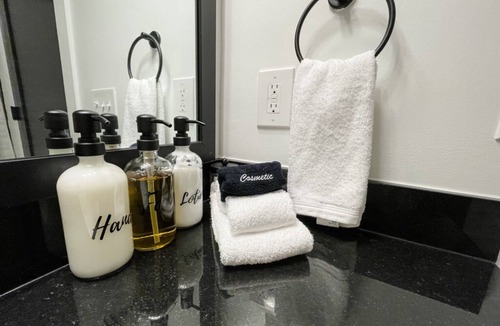 Judson Apartment | Charming 1-bedroom apartment with a pool