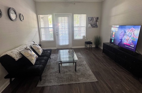 Green Hills Apartment | Charming 1-bedroom apartment with AC, WiFi in vibrant Nashville