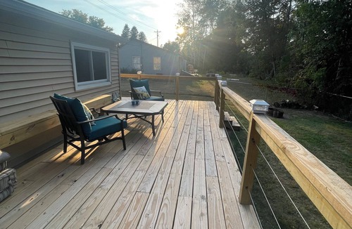 Briley House | Charming 1-bedroom house with WiFi and AC in awesome Atlanta, MI.
