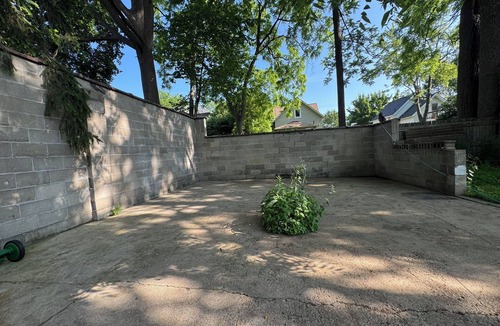 Jackson House | Charming 2-bedroom Private Upstairs Loft in house in enchanting Jackson