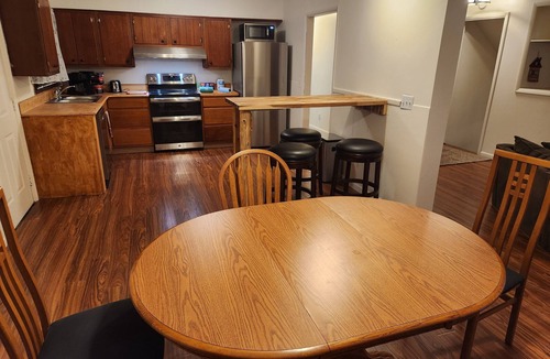 Harbor Springs House | Charming 3- BEDROOM/1 BATH Duplex Upper unit in Fabulous Harbor Springs.
