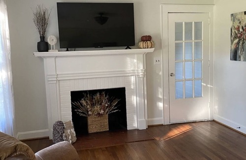 High Point Cottage | Charming 3-bedroom cottage centrally located to enjoy High Point.