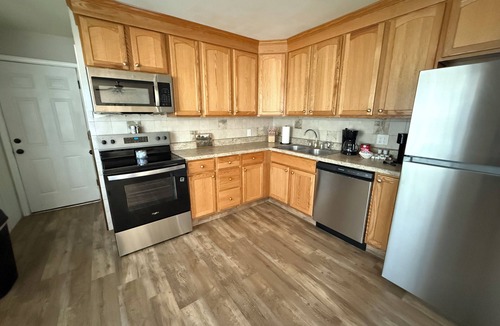 St. Peters House | Charming 3-bedroom house in St. Peters with AC and comfort