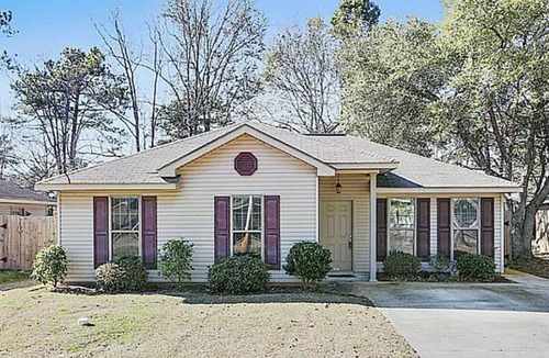 Mandeville House | Charming 3-bedroom Monthly Rental Home in Mandeville