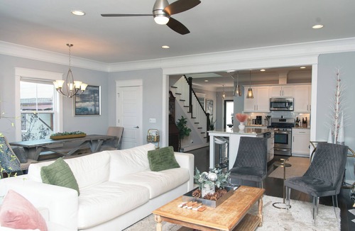 South Nashville Cottage | Charming 3-bedroom plus loft cottage in Nashville's hottest neighborhood