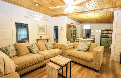 Lake Hamilton House | Charming 4-bedroom house on Lake Hamilton!