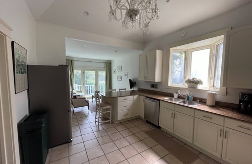 Audubon House | Charming 4-bedroom house with WiFi and AC in fantastic New Orleans