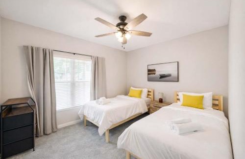 Clarksville House | Charming 4-BR Retreat in the Heart of Clarksville