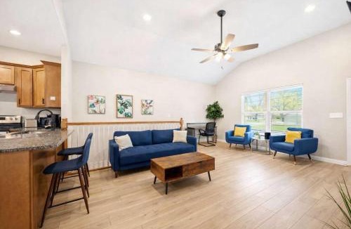 Clarksville House | Charming 4-BR Retreat in the Heart of Clarksville