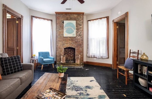 Highlands Apartment | Charming Apartment in the highlands 2bd/1bth