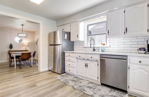 Appleton House | Charming Appleton Getaway ~ 3 Mi to Downtown!
