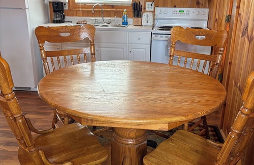 Thompsonville Cabin | Charming Cabin in Thompsonville. Minutes from Crystal Mountain Resort.