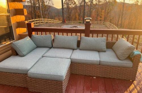 Bostic House | Charming Cabin with Incredible Mountain Views