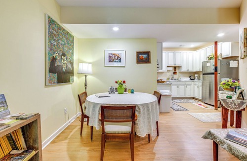 Charlottesville Cottage | Charming Charlottesville Apt w/Outdoor Space!