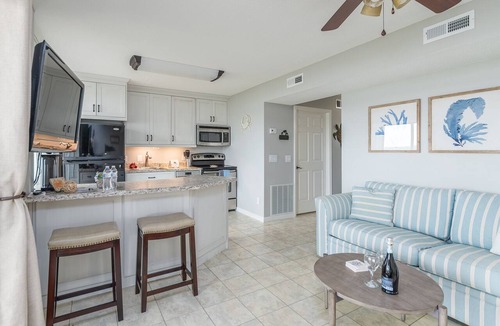 Beaufort Condo | Charming Coastal Casa on Beaufort's Battery Creek