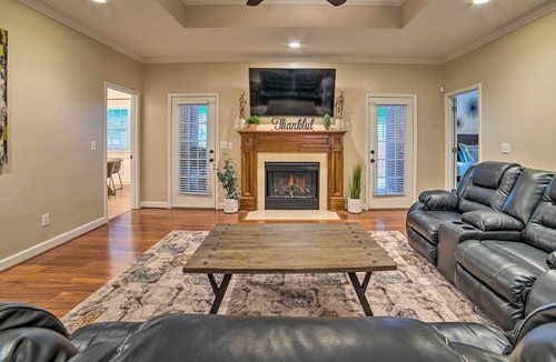 Columbus House | Charming Columbus Home w/ Game Room, Near AFB!