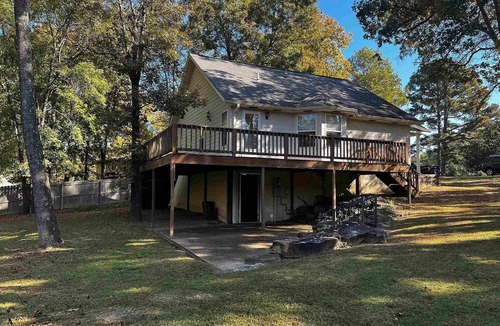 Heber Springs Cottage | Charming Cottage by Greers Ferry Lake