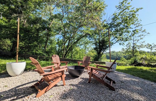 Waynesville Cottage | Charming Cottage with a View. Low Cleaning Fee. Close to Fort Leonard Wood.
