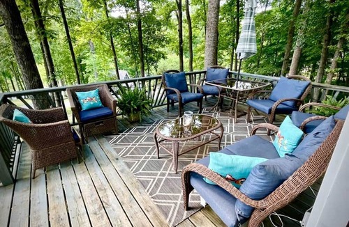 Cadiz Cottage | Charming Cottage with Fire Pit and Barbecue in Cadiz, Kentucky