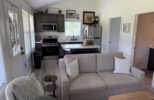 Corbin House | Charming Country Cabin Minutes from Laurel River Lake, It's relaxing, Peaceful.