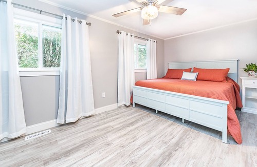 Troy House | Charming farmhouse nestled within the breathtaking Uwharrie National Forest!