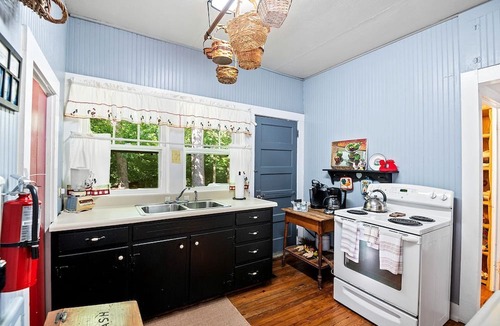 Greeneville Cabin | Charming Glamping Rental with Fireplace near Great Smoky Mountains National Park