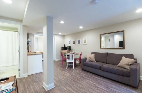Near Northeast Apartment | Charming H St Oasis close to Capitol and museums