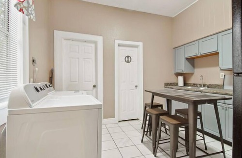 Holy Cross District Condo | Charming Historical Home only minutes to the French Quarters