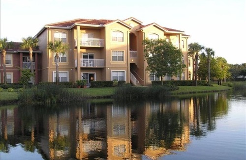 Majestic Palms Condo | Charming lake view 2/2 Florida Condo minutes away from the beach