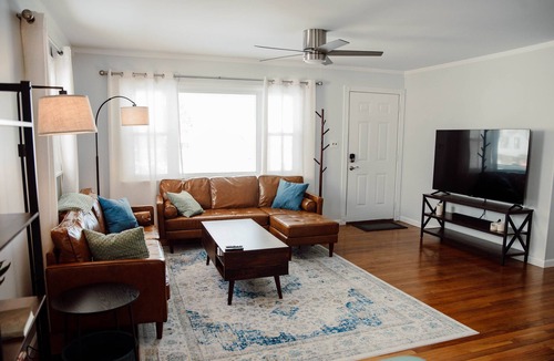 Summerlee House | Charming Oak Hill Getaway Near the New River Gorge