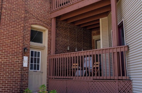 Old Louisville Condo | Charming Old Louisville Escape Close to Downtown