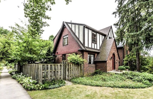 Burns Park House | Charming Tudor in the heart of Ann Arbor MI