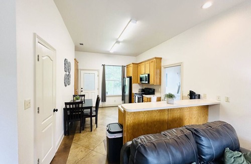 Pine Grove Apartment | Chateau 8, spacious townhouse in Tickfaw, LA