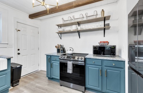 Sans Souci House | Cherrydale 2BR/2Ba Minutes to City & Nature