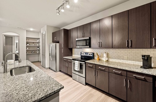 Loring Heights House | Chic 2BR/2BA West Midtown - Atlantic Station