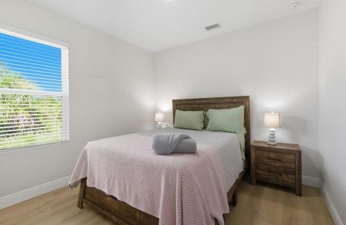 Englewood East House | Chic 3BR, 2BA -Brand New!