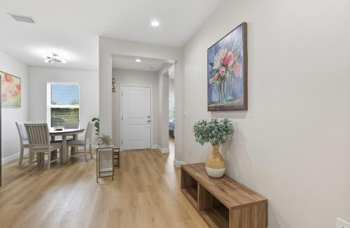 Englewood East House | Chic 3BR, 2BA -Brand New!