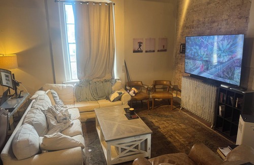Central City Apartment | Chic Loft in Birmingham City Center – Walk to Dining, Arts, and Nightlife