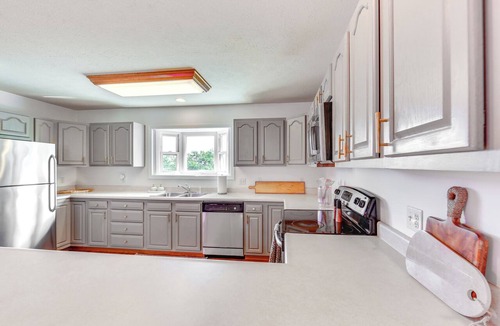 Morgantown House | Chic Morgantown Vacation Rental - 2 Mi to WVU!