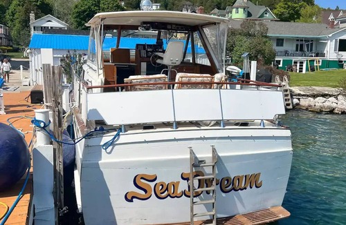 Mackinac Island Boat Rental | Chicago to Mack Race: Moored of Mackinac