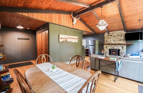 Rockbridge Cabin | Chicory Cliffs | Hocking Hills, Views, Hot Tub