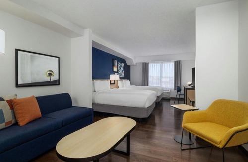 Northeast Hotel | City Express by Marriott Washington, DC Northeast