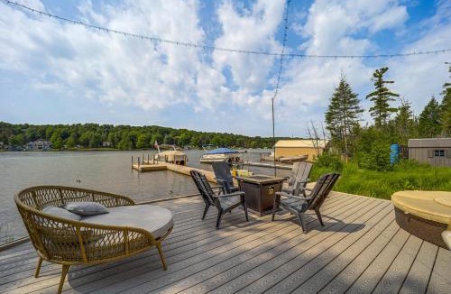 Bellaire House | Clam Lake Vacation Rental w/Deck & Shared Dock!