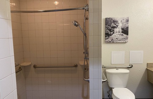Hopkinsville Hotel | Clarion Pointe Hopkinsville near The Bruce Convention Center