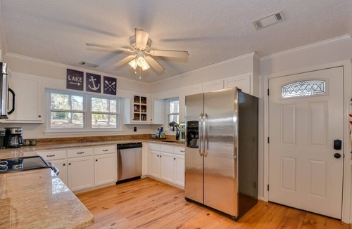 Lincolnton House | Clarks Hill Lake Escape on Jamaica Avenue!