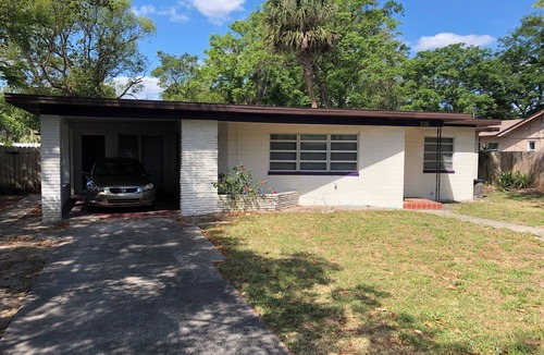 DeLand House | Classic Florida 2-bedroom house with AC in quaint DeLand