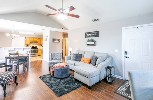 Flowood House | Clean+Cozy+Close to Airport/Jackson/Dogwood Ctr!